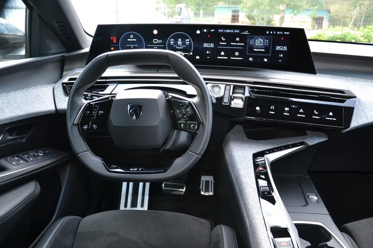 салон Peugeot 3008 2025 года