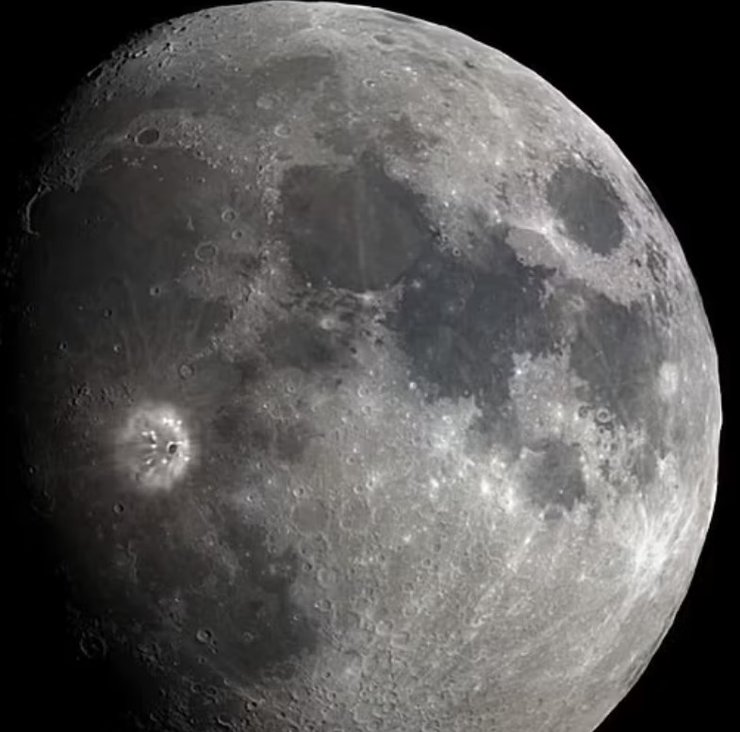 Взрыв, астероид, Луна