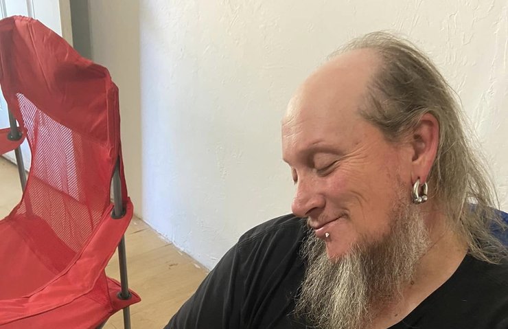 Померлий чоловік Емілі, фото