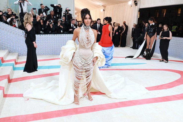 Ким Кардашьян, Met Gala 2023, модный образ