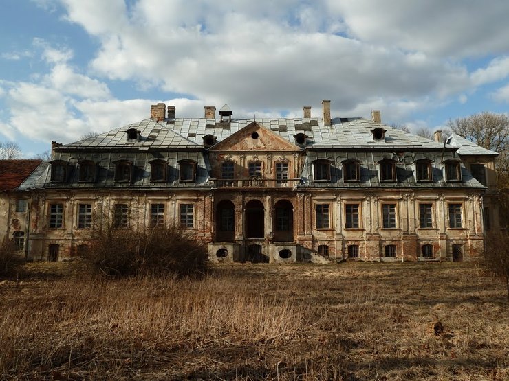 золото нацистов, польша, дворец, искатели сокровищ