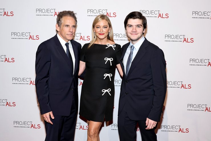 Бен Стиллер с женой и сыном