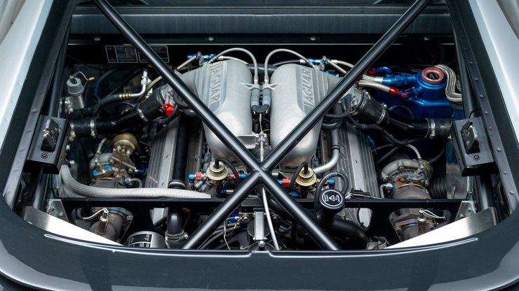 мотор Jaguar XJ220 мотор Jaguar XJ220