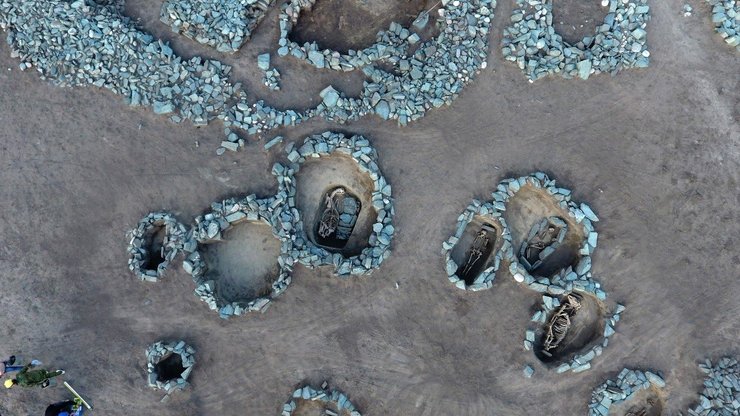 поховання, фото, коні, війни, стародавнє поселення