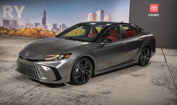 Toyota Camry 2024