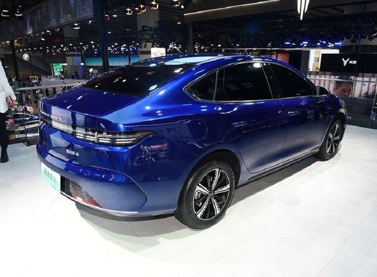 BYD Destroyer 05