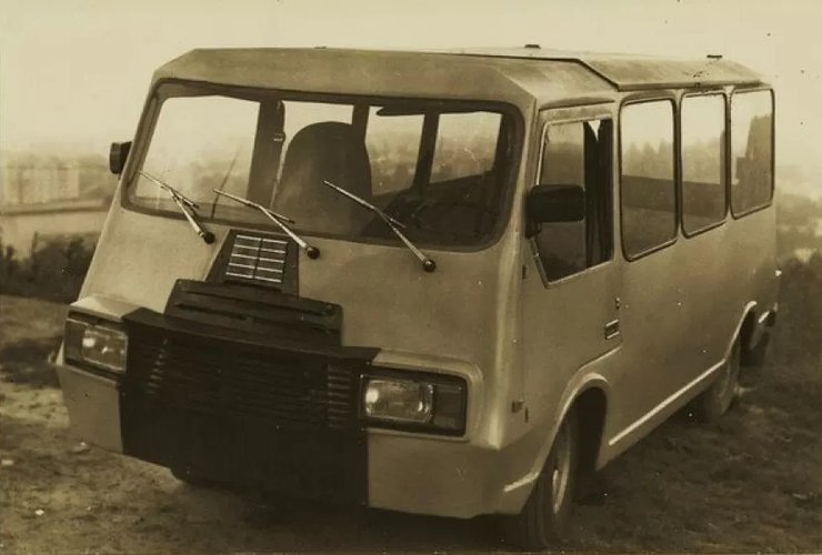 львівський мікроавтобус