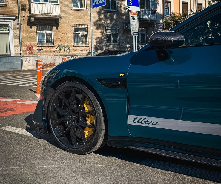 Тормоза Xiaomi SU7 Ultra