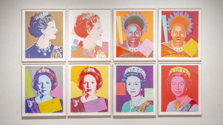 серія робіт Reigning Queens Енді Воргола