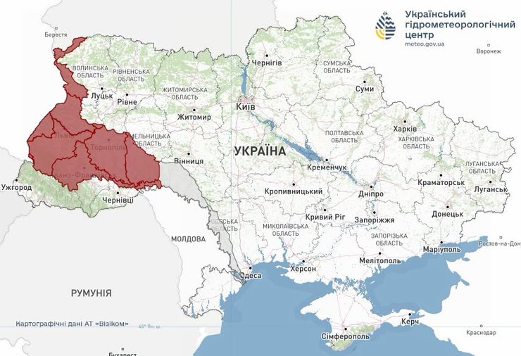 Низький рівень води в річках