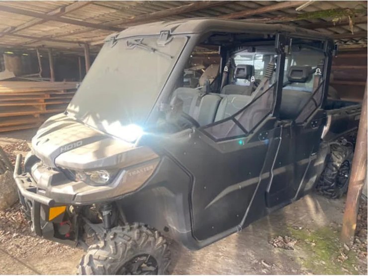 Can-Am Traxter Defender, багі Can-Am, віктор медведчук, арештоване майно