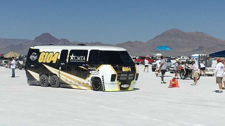 Будинок на колесах GMC