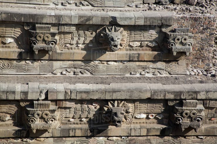 храм Кецалькоатля, фігурки, знімок