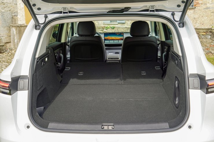 багажник Leapmotor C10, Новый Leapmotor C10, электромобиль Leapmotor, кроссовер Leapmotor, электромобиль Leapmotor