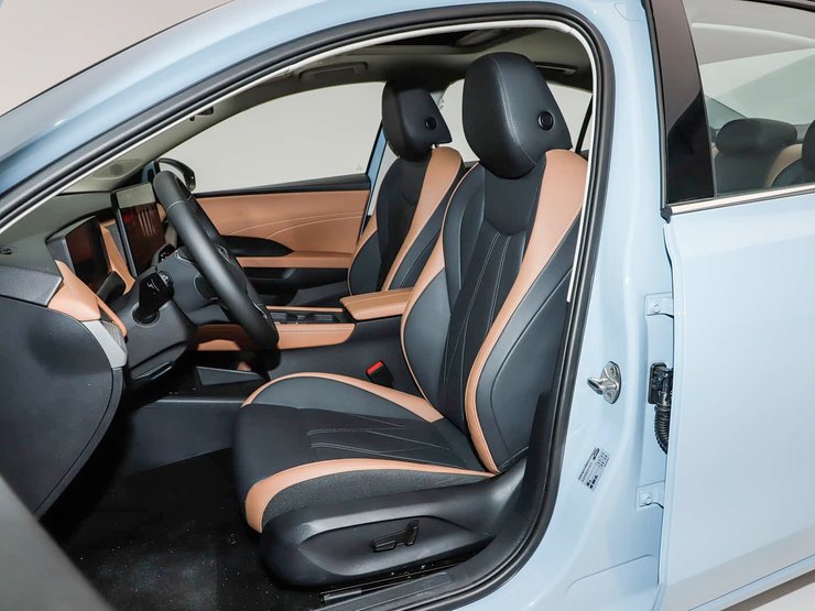 Салон Volkswagen Sagitar