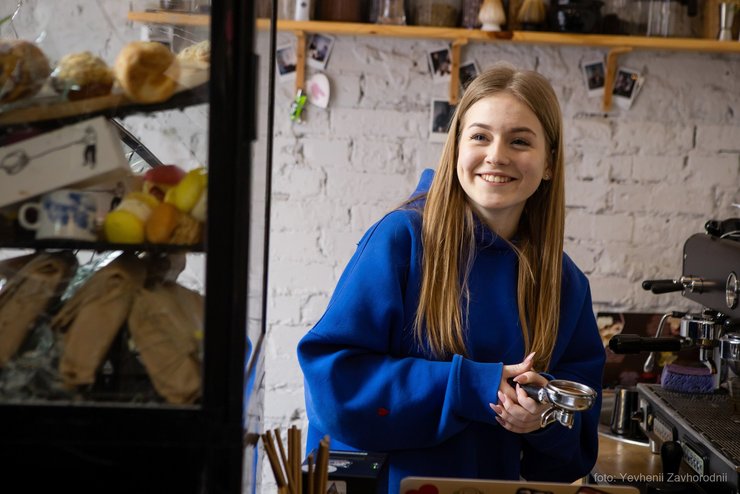 Балістичні ракети, обстріл, Київ, кав'ярня, вибухи, руйнування