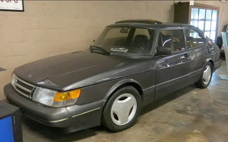 Saab 900 Aero