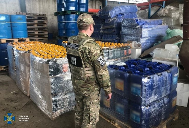 СБУ выявила подпольное производство некачественных антисептиков