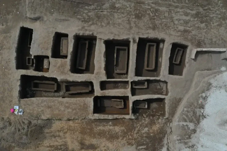 Учёные обнаружили 85 захоронений