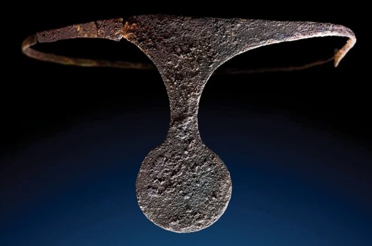 диадема, захоронение, правительница, бронзовый век, Эль-Агар