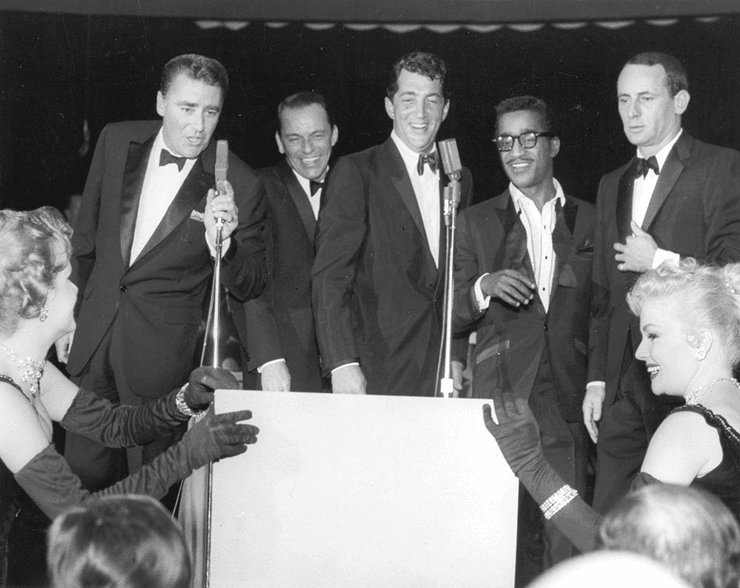 Артисти і музиканти виступають на сцені Flamingo в 1950-х роках