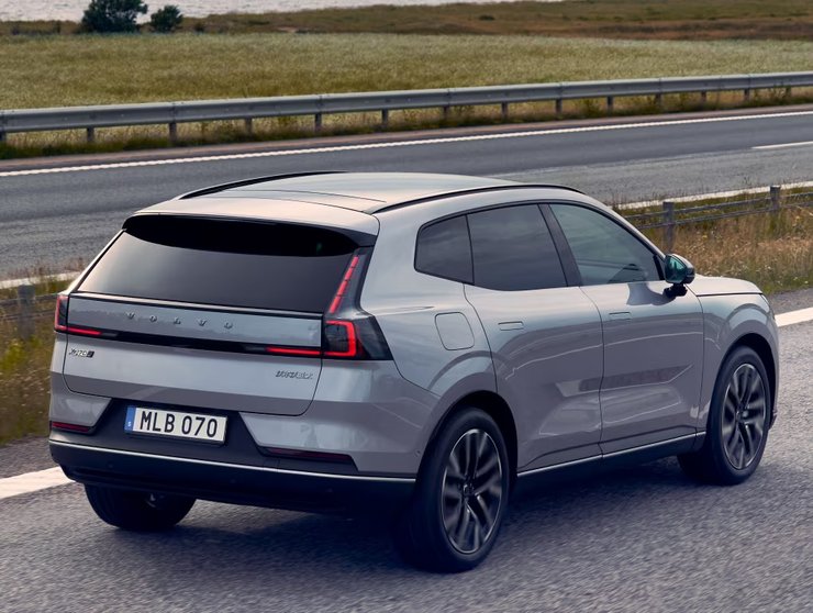 новый Volvo XC70