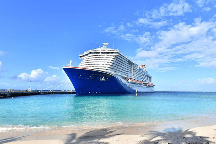 Круїзний лайнер