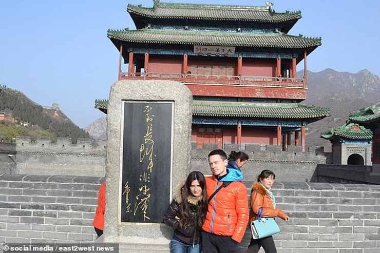 Украинцы отдыхают в Китае. беженцы из Украины, великобритания беженцы из Украины, украинские беженцы британия