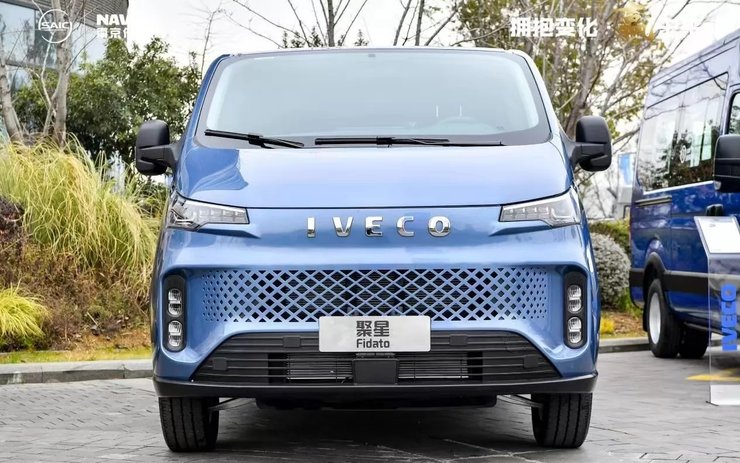 Новый Iveco Fidato, Iveco Fidato, Новый Iveco, Iveco Fidato 2023, минивэн Iveco, микроавтобус Iveco