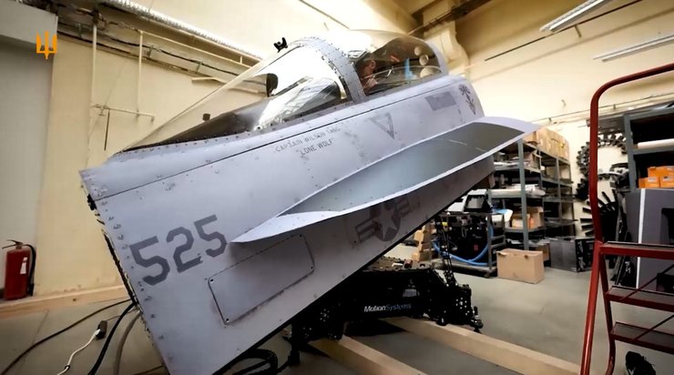 F-16 для Украины, самолет F-16, тренажер F-16, F-16 Воздушные силы, F-16 Воздушные силы