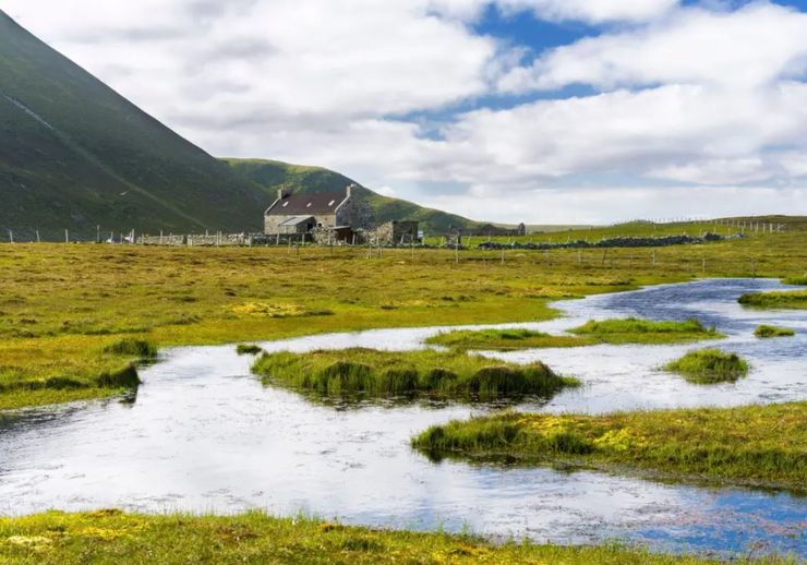 Изолированный остров Фула в Великобритании, интересные истории, туризм, путешествия, невероятные случаи из жизни