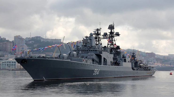 корабль адмирал трибуц