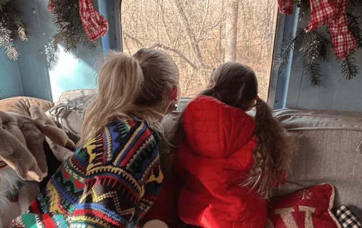 Джіджі Хадід з донькою