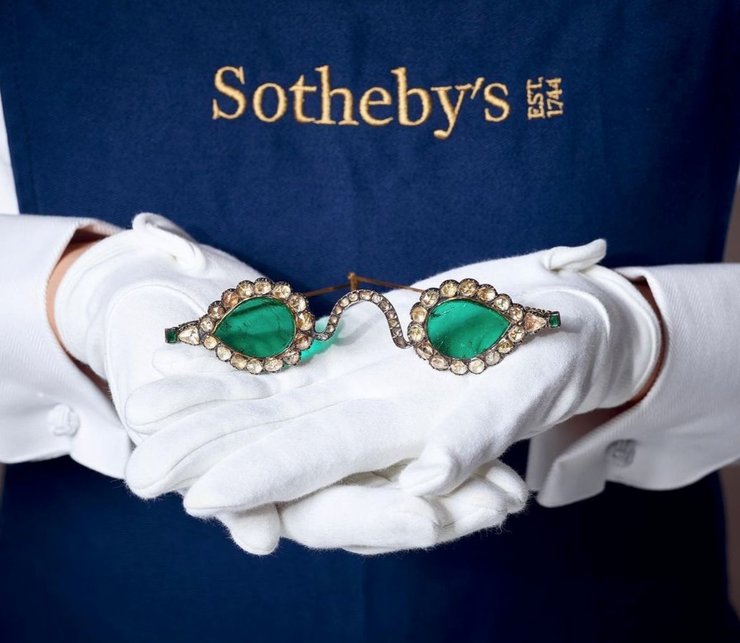 изумрудные очки, изумруд, очки, аукцион, алмаз, очки из бриллиантов