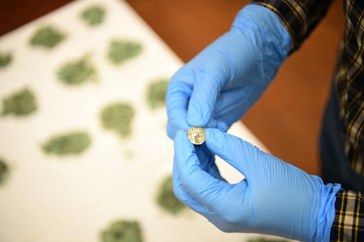 Стародавні монети, монети, скарб, римські монети, стародавні гроші, знахідка,