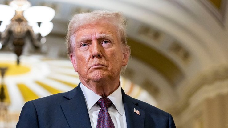 Дональд Трамп, Трамп, президент США