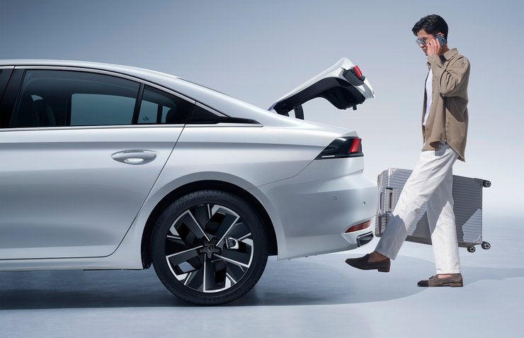 Peugeot 508 L, Peugeot 508, новий Peugeot 508, седан Peugeot 508