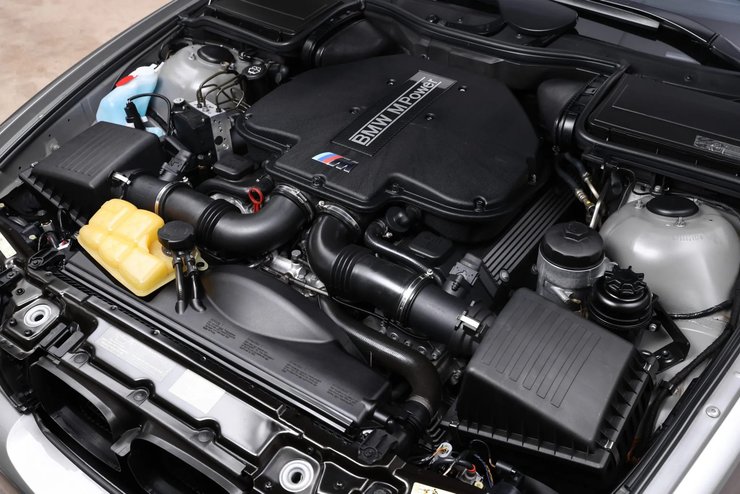 мотор бмв м5 е39, BMW M5 E39, BMW M5, BMW M5, BMW M5 2002, капсула времени