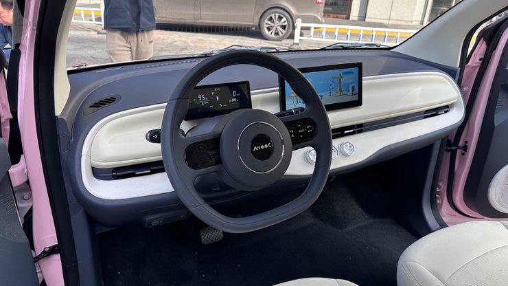 Салон Wuling Aishang