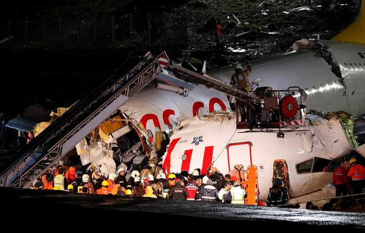 самолет, стамбул, крушение