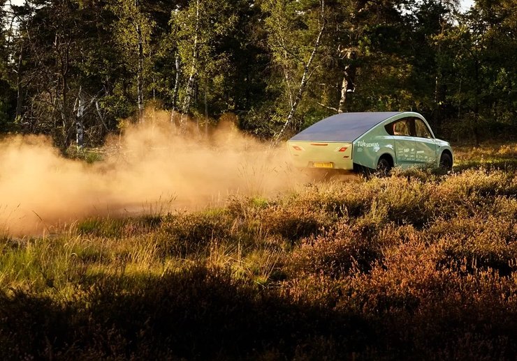 авто на солнечных батареях, Stella Terra, электромобиль Stella Terr