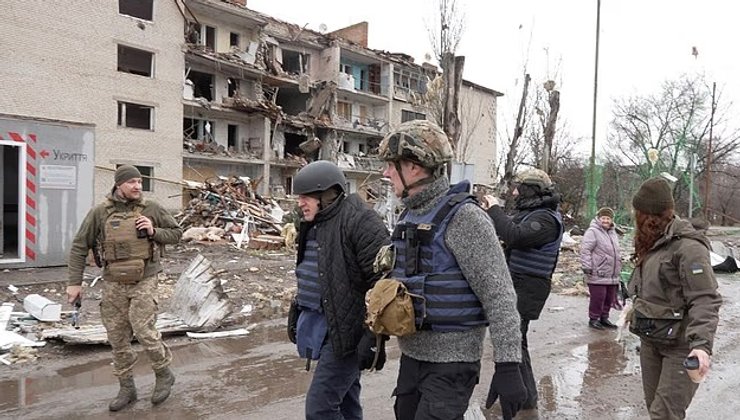 борис джонсон в украине