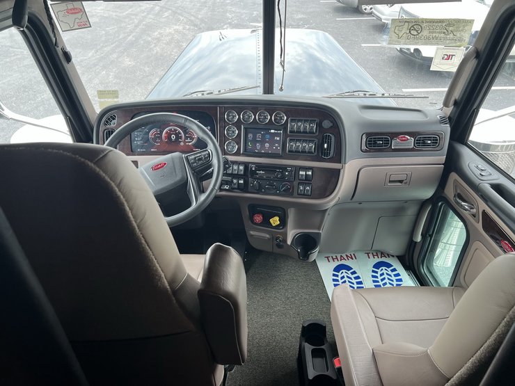 Салон Peterbilt 389, Peterbilt 389, дом на колесах, автодом Peterbilt