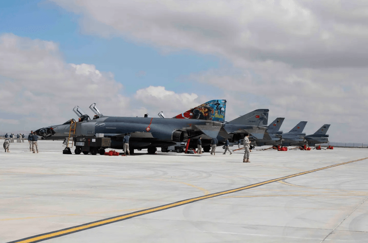 турецькі винищувачі