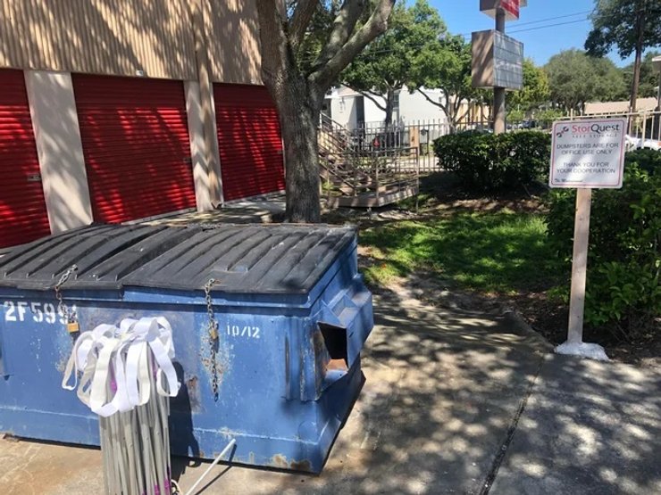 Мусорный бак