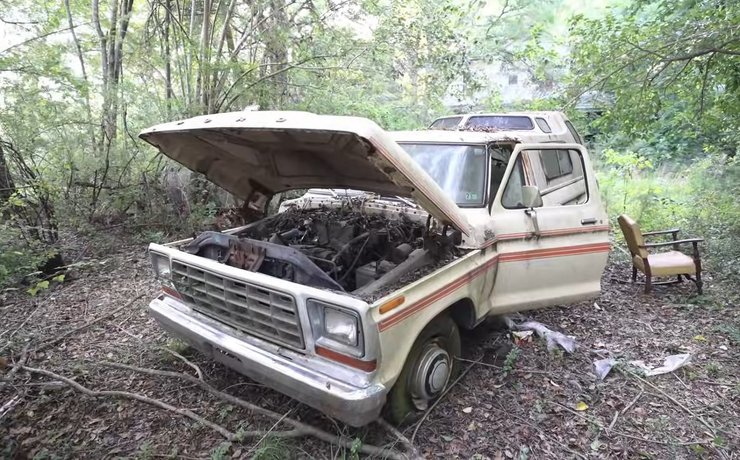 пікап форд, колекція авто, покинуті авто