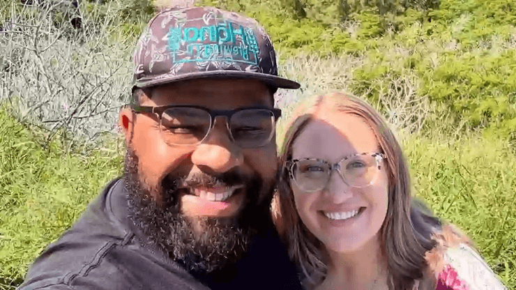 Подружжя живе на круїзному лайнері, закохана пара, життя на круїзному лайнері, круїзний лайнер, корабель мрії, продали все майно, економія,