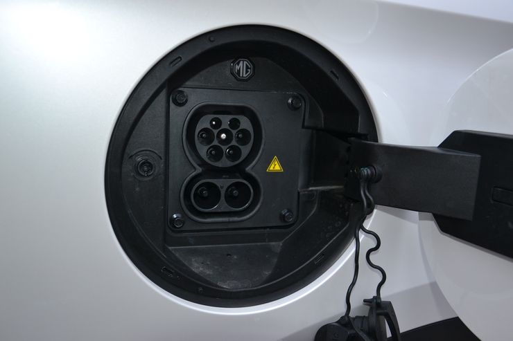 роз'єм CCS 2, MG Marvel R, новий MG Marvel R, електромобіль MG, кросовер MG, електромобіль MG Marvel, MG Marvel R 2023