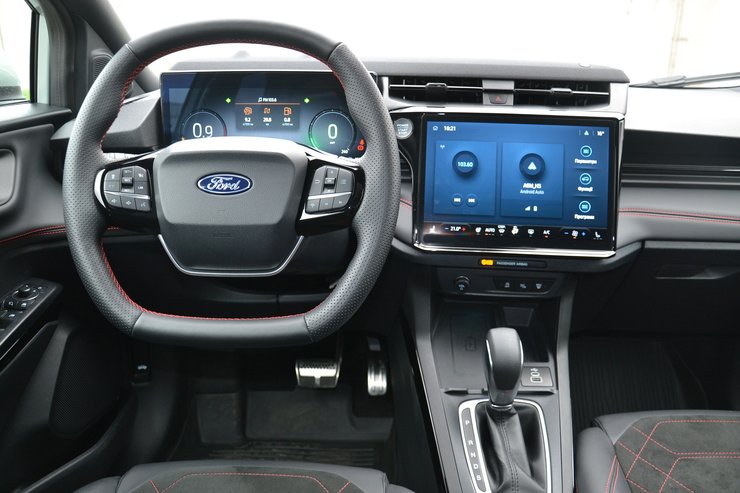 салон Ford Puma, новый Ford Puma, кроссовер Ford, Ford Puma 2025, Ford Puma 2025