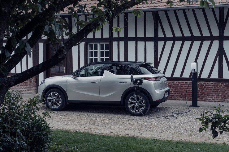 DS3 Crossback E-Tense, новый DS3 Crossback E-Tense, электромобиль DS3 Crossback E-Tense, электрокар DS3 Crossback